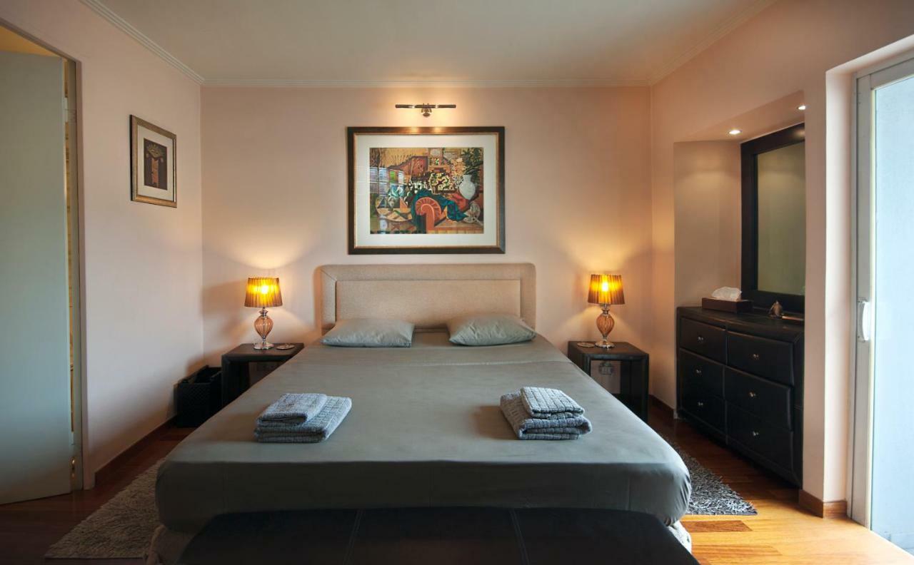 Athens Lycabettus Hill Penthouse, Private Roof Garden & Pool Apartment Luaran gambar
