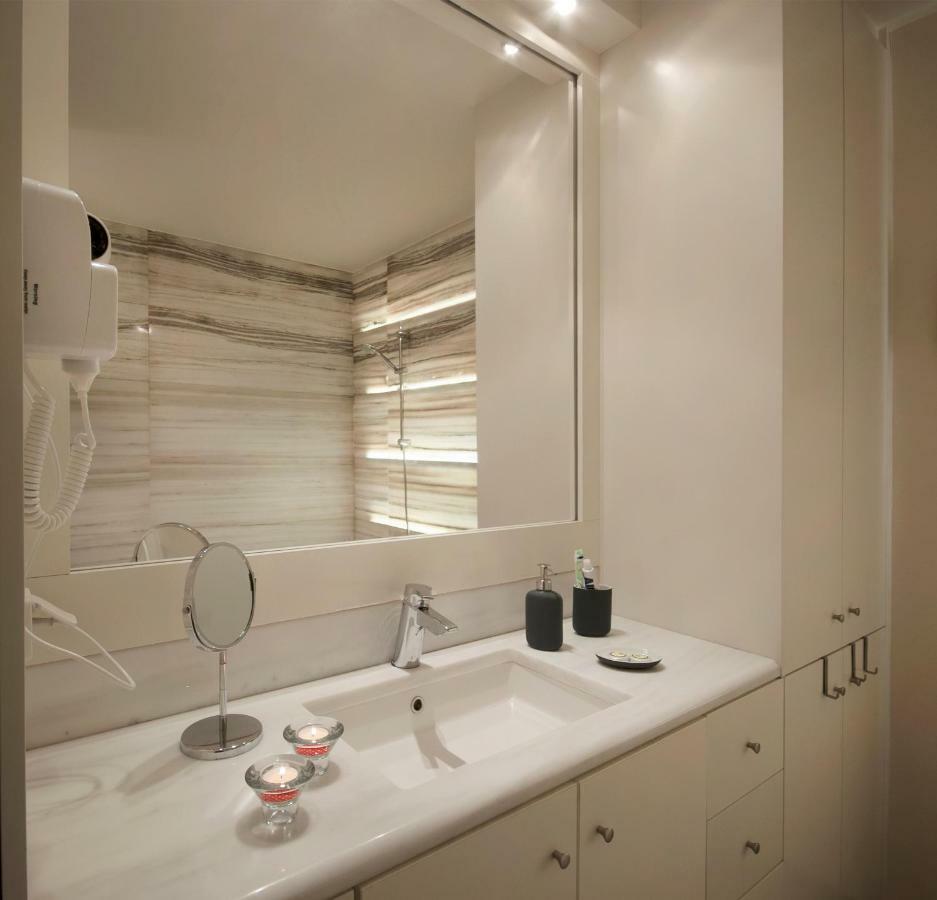 Athens Lycabettus Hill Penthouse, Private Roof Garden & Pool Apartment Luaran gambar